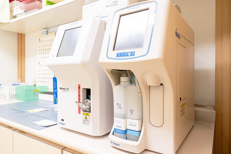 血液検査機器